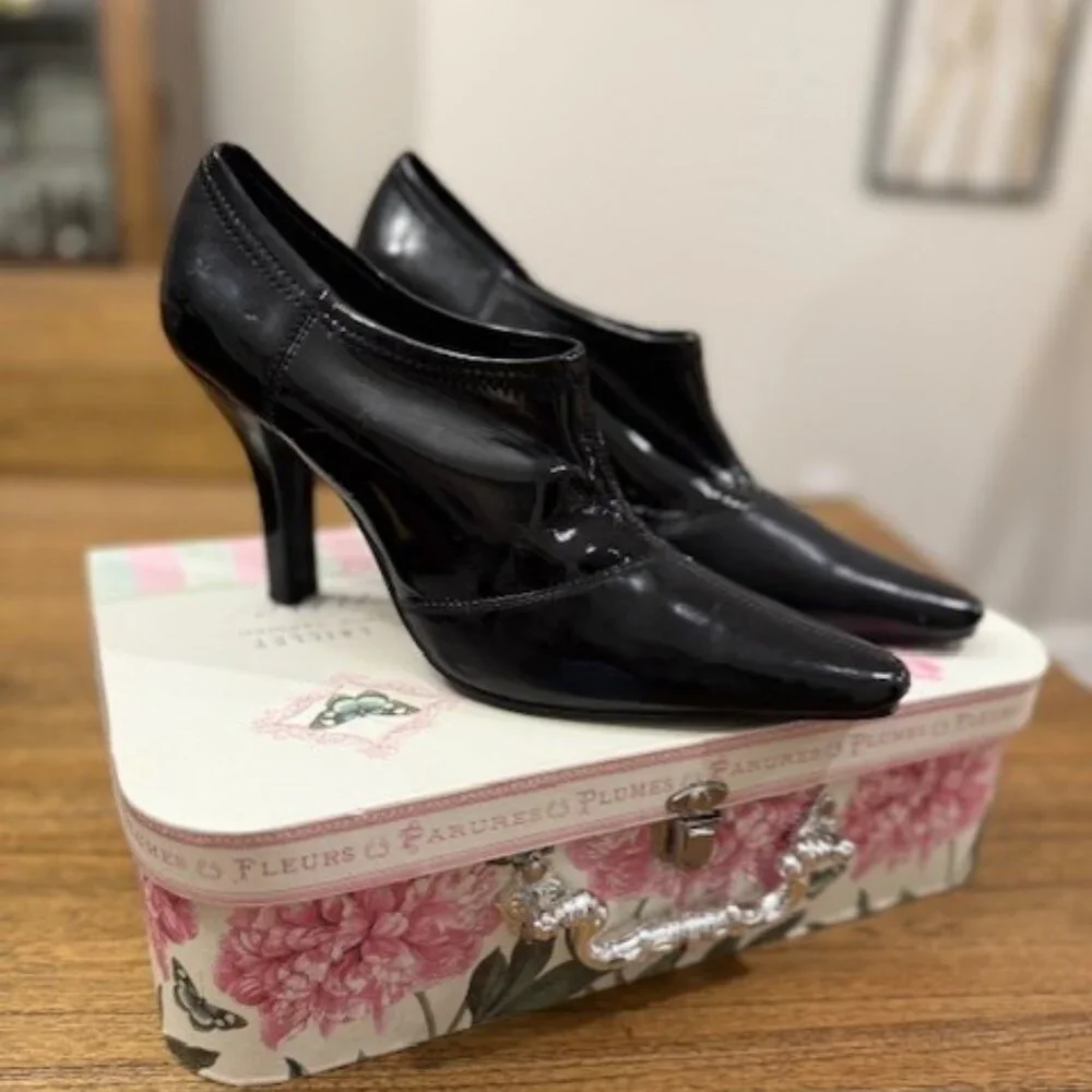 TAHARI Black Patent Leather Ankle Booties